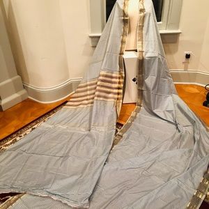 Exquisite Vintage Silk Sari Shawl Wrap Luxury